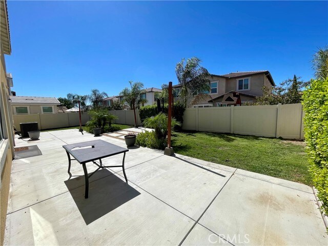 Building Photo - 34173 Helenium St