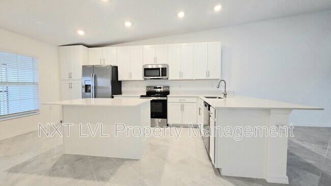 Building Photo - 15185 Bluffton Ln