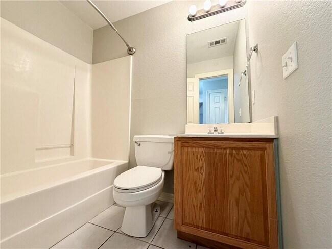 Building Photo - 2702 Drexelwood Dr