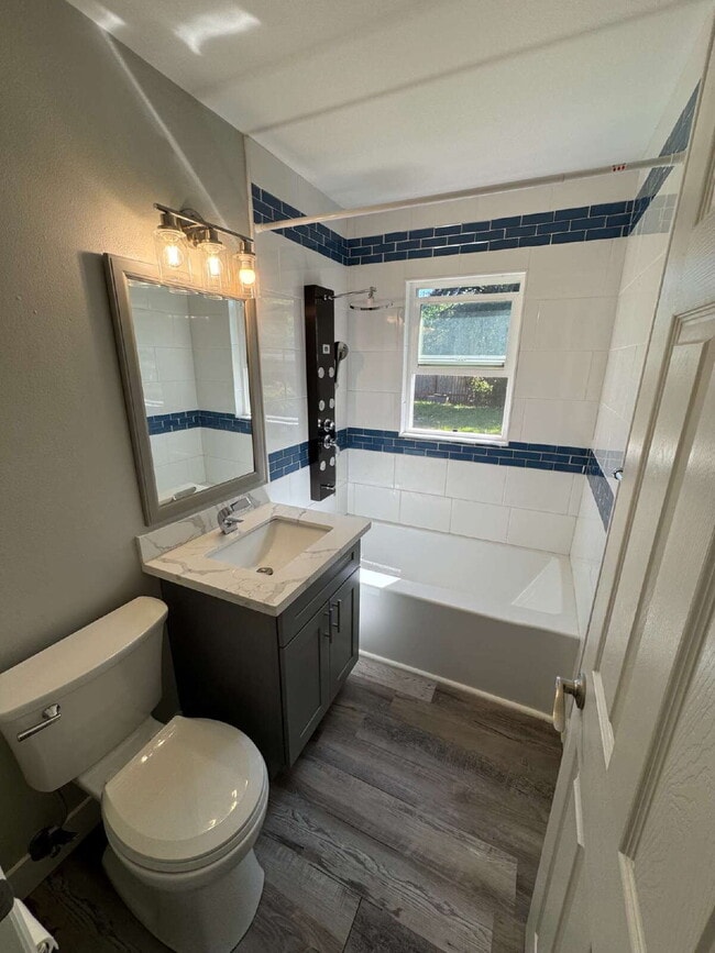 Building Photo - **One Portable AC Unit Included** Beautifu...