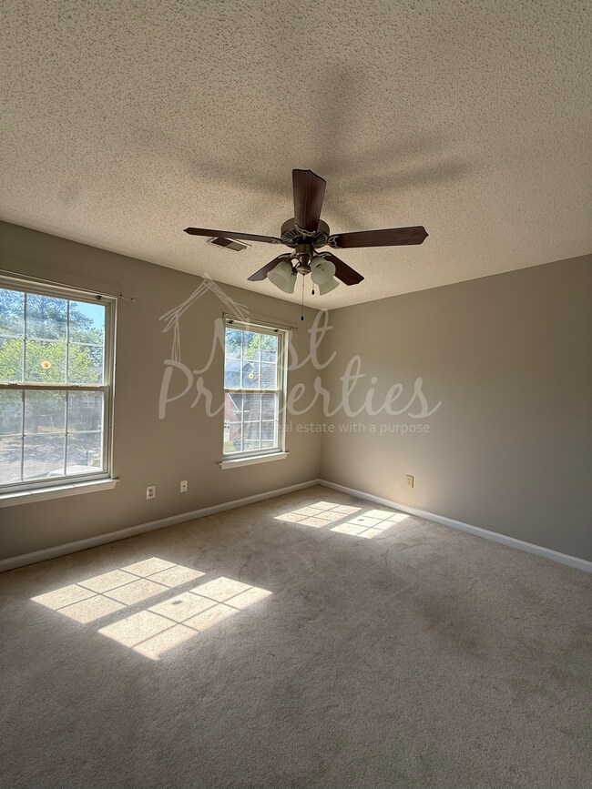 Building Photo - 9 Ashley Hall Ct