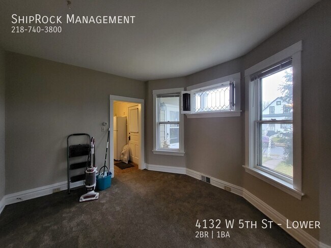 Building Photo - 4132 W 5th St