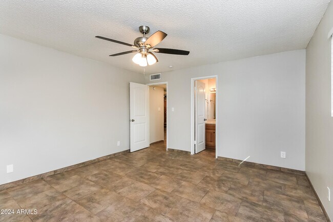 Building Photo - 1239 W Toledo St