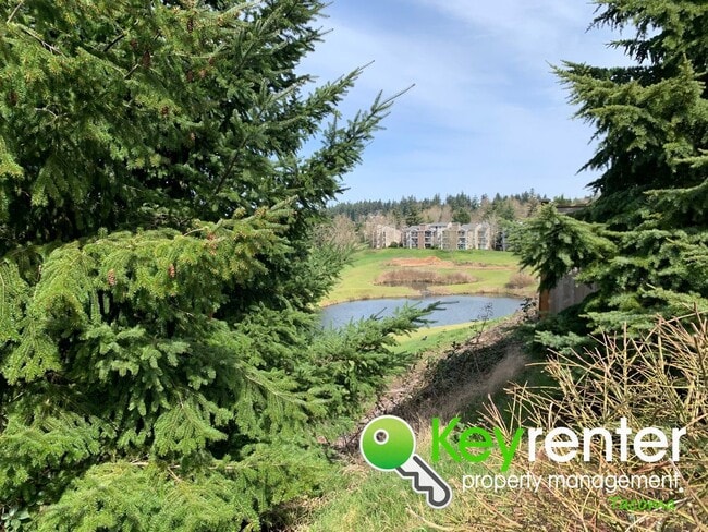 Building Photo - Luxurious House in North East Tacoma!!