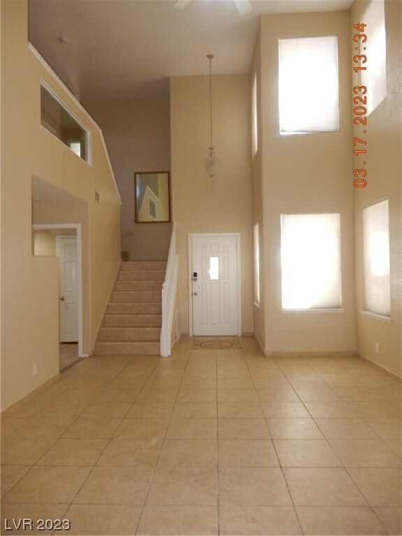 Building Photo - 7840 Millhopper Ave