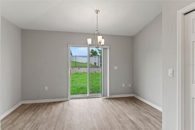 Building Photo - 961 Inverness Way