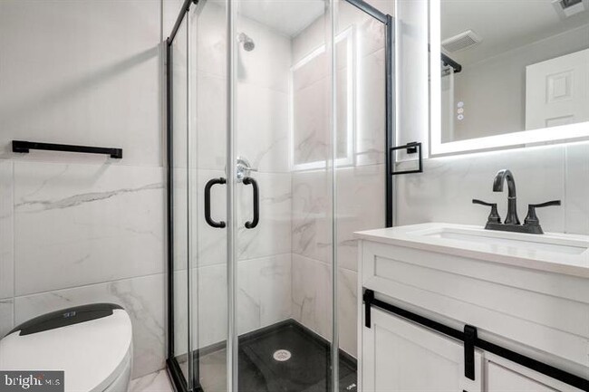 Building Photo - 160 East St