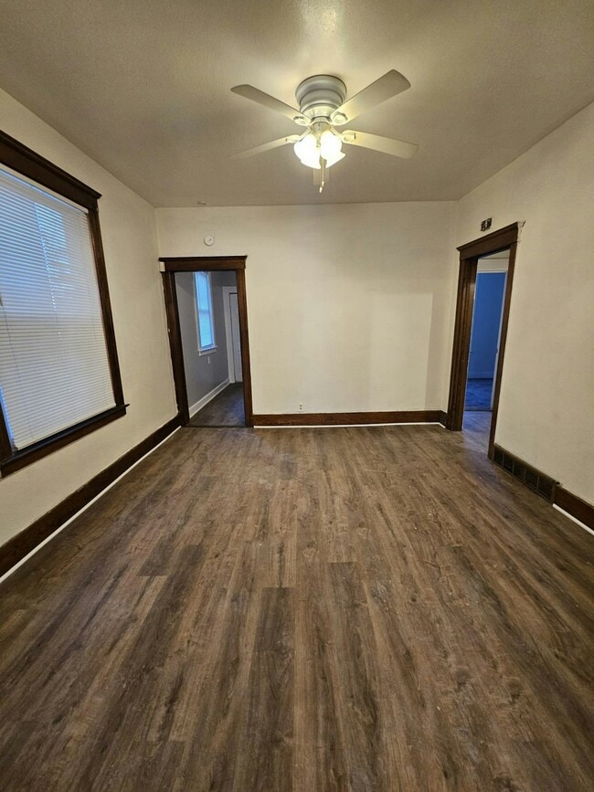 Building Photo - 295 Marston St