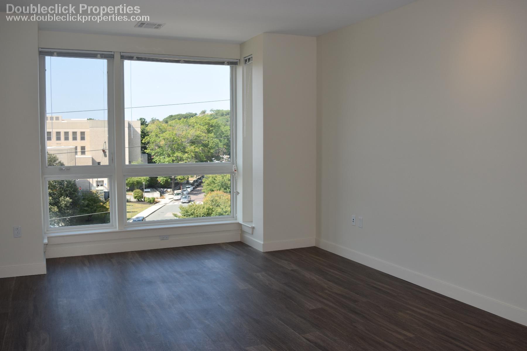 Building Photo - 180 Eastern Ave