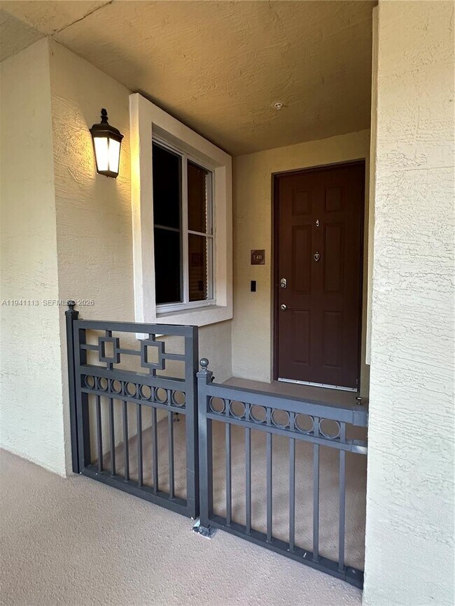 Building Photo - 3055 NW 126th Ave