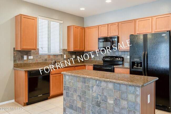 Building Photo - 7307 E Heartwood Dr