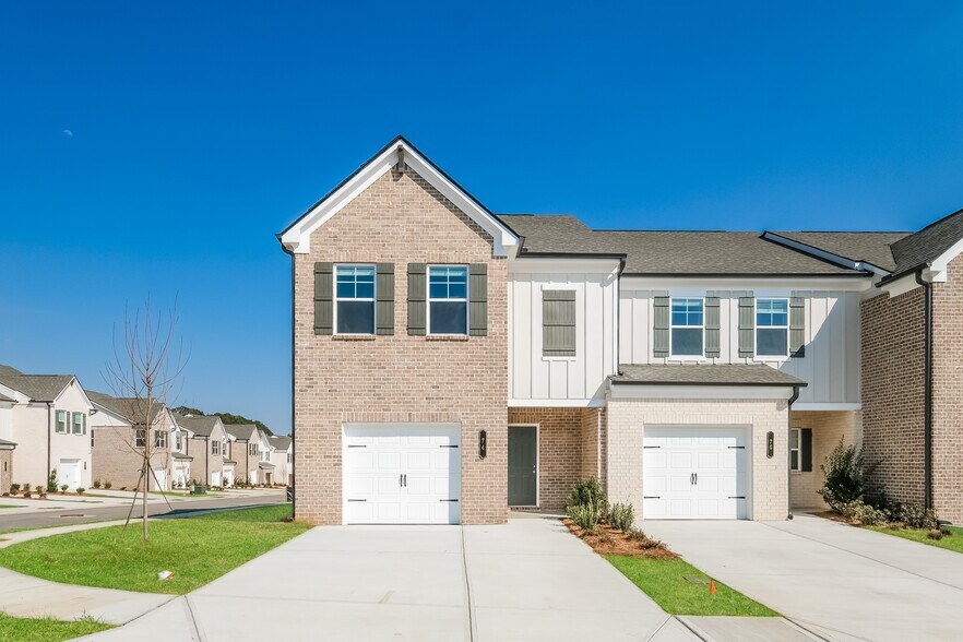 Building Photo - 74 Basswood Ln
