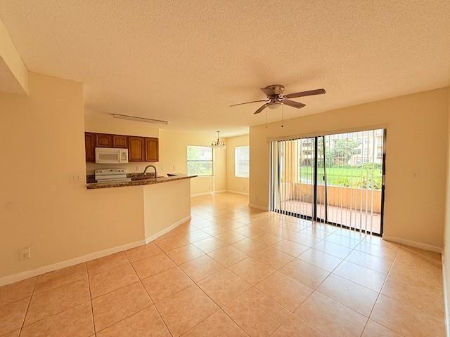 Building Photo - 9999 Summerbreeze Dr
