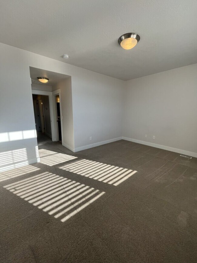 Building Photo - 2241 W 450 S