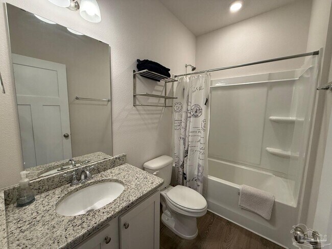 Building Photo - 5978 Forest Bay Ave