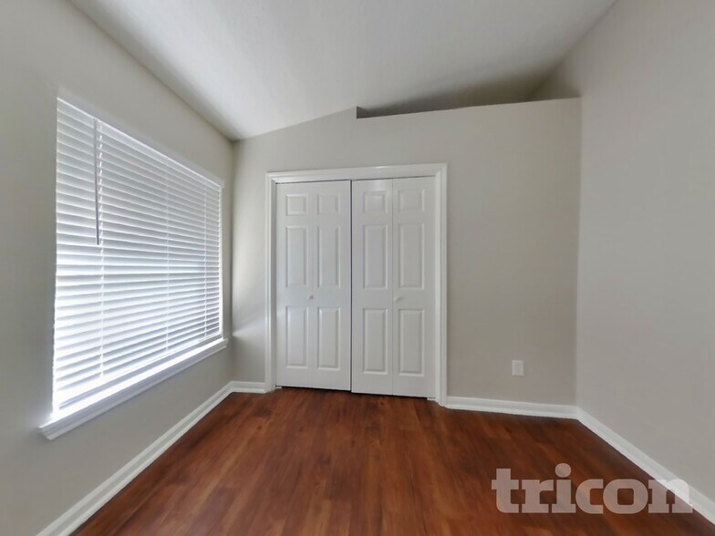 Building Photo - 3150 Kelling St
