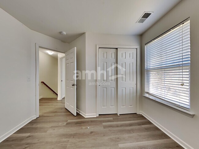 Building Photo - 421 Chemistry Cir