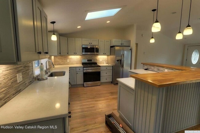 Building Photo - 3177 NY-23