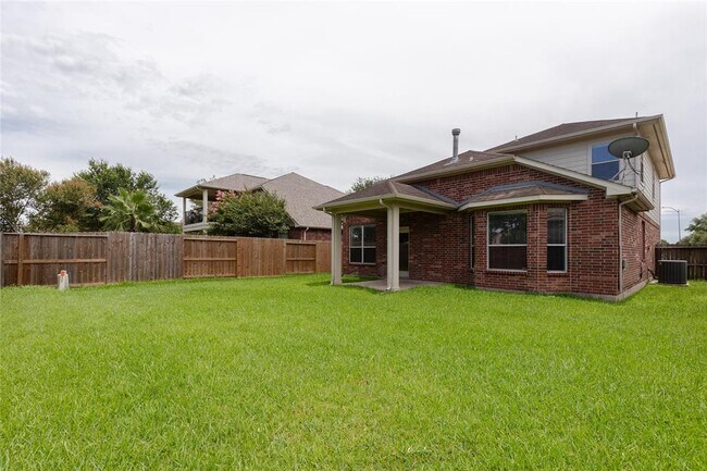 Building Photo - 12403 Gentlebrook Dr