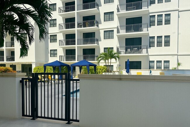 Building Photo - 101 E Camino Real