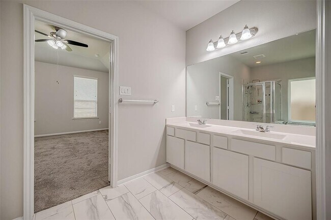 Building Photo - 3423 Hackberry Tree Ln