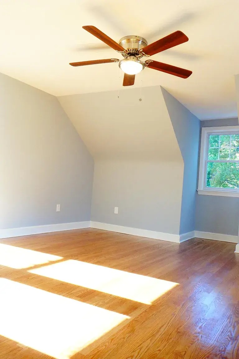 Building Photo - 910 Kennebec Ave