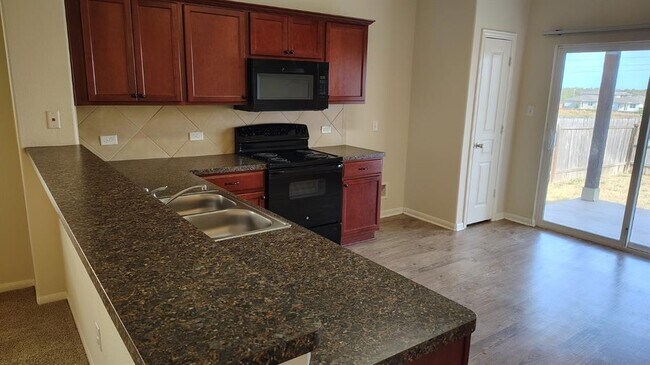 Building Photo - 13601 Coomer Path