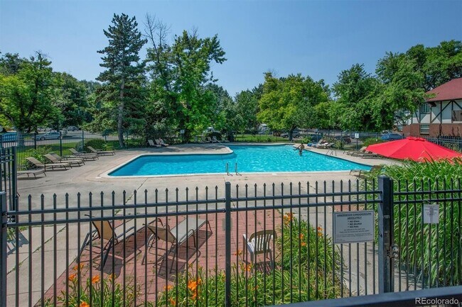 Building Photo - 3250 Oneal Cir