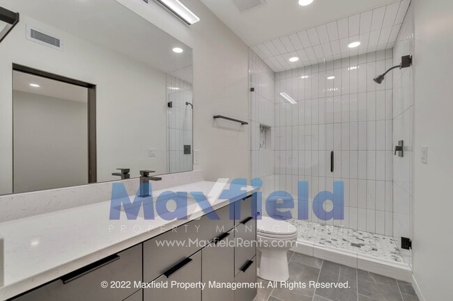 Building Photo - Luxury Sugarhouse Living | Pet Friendly | 2BD | 3BA | 1GA | 1CP 1875 Sq Ft