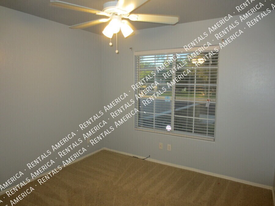 Building Photo - 10831 E Contessa St