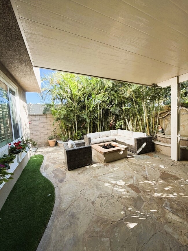 Building Photo - 326 Gulf Stream Way