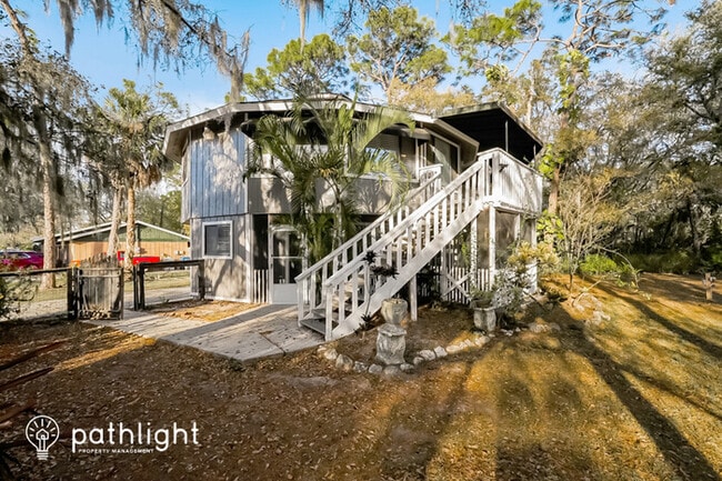 Primary Photo - 903 Hagle Park Rd, Bradenton, FL, 34212