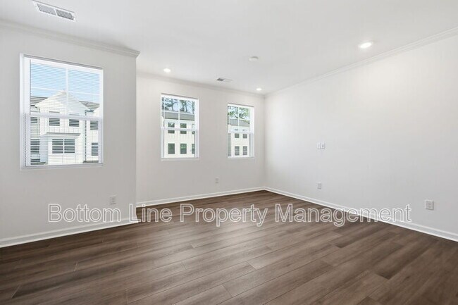 Building Photo - 3606 Elm Grv Ln