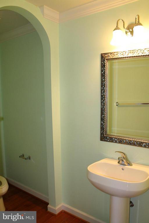 Building Photo - 24907 Earlsford Dr