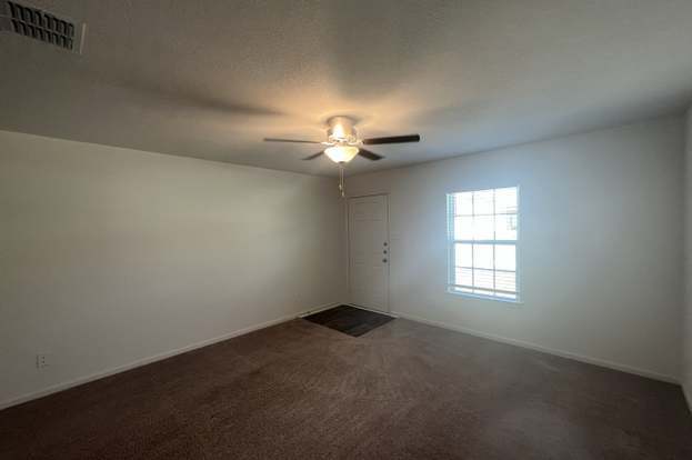 Building Photo - 11026 Chatham Ct