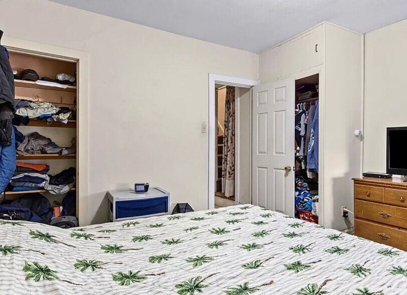 Building Photo - 408 S Lincoln Ave