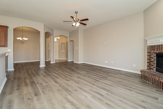 Building Photo - 217 Ute Creek Ct