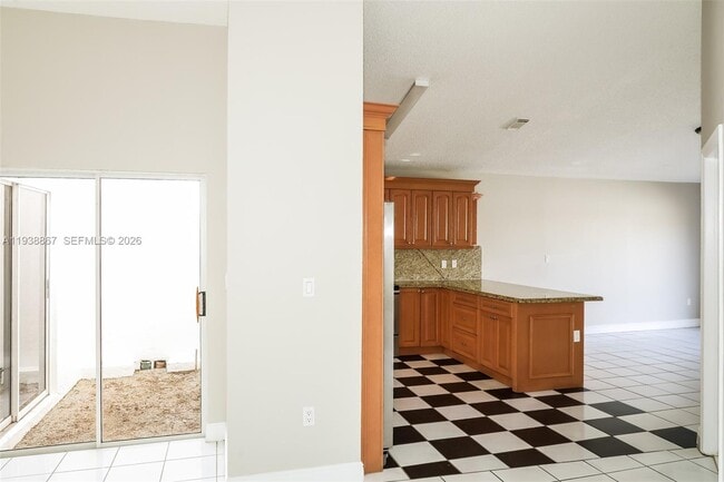 Building Photo - 5860 SW 150th Ave