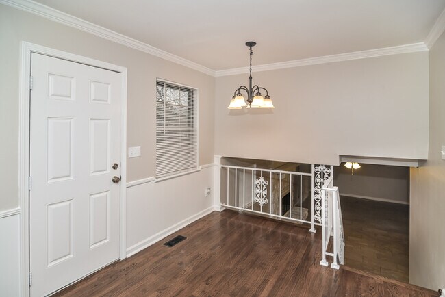 Building Photo - Charming 3 Bedroom in Bessemer