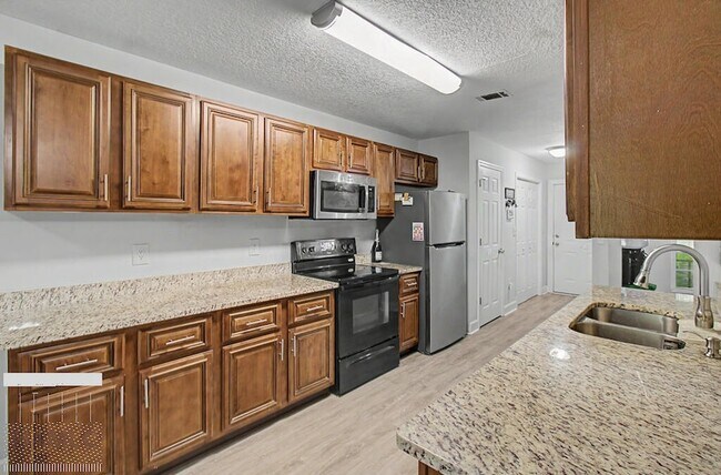 Building Photo - 10179 GA-196