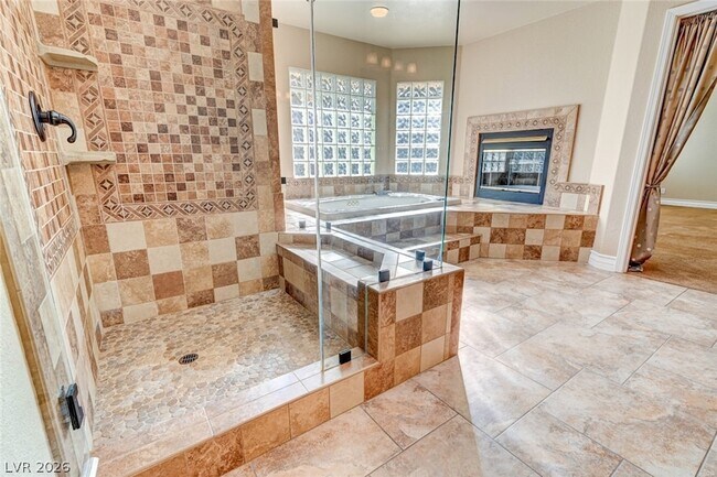 Building Photo - 2312 Silver Bluff Ct