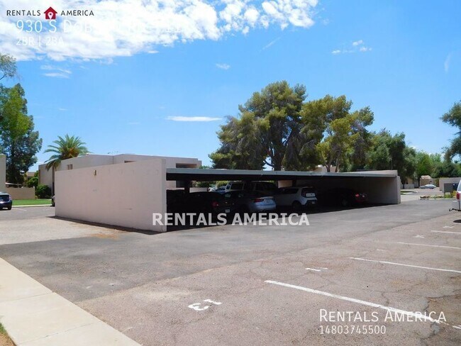 Building Photo - Single Level Condo in Gorgeous Bridgewood ...