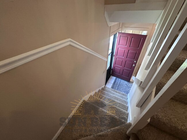 Building Photo - 2 Bedroom in Brookstone - Great Lower Elev...