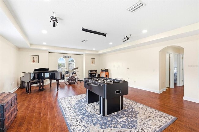Building Photo - 2734 Silvermoss Dr