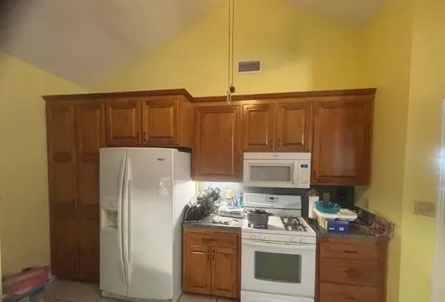 Building Photo - 105 Thistledown Dr