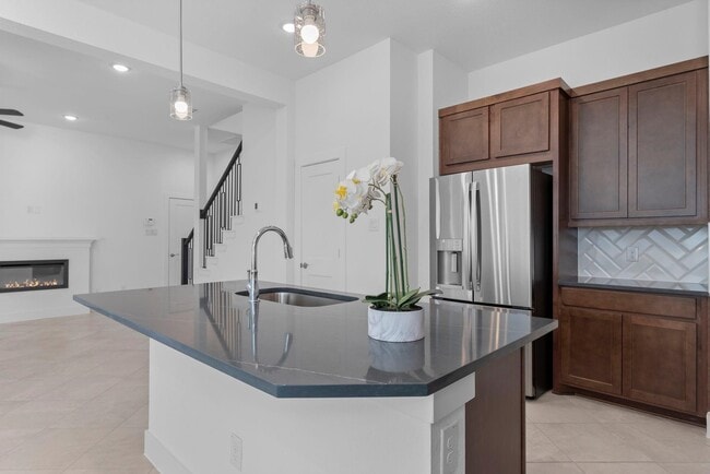 Building Photo - 447 Pk Hl Ct