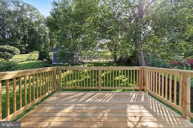 Building Photo - 13724 Lynhurst Dr