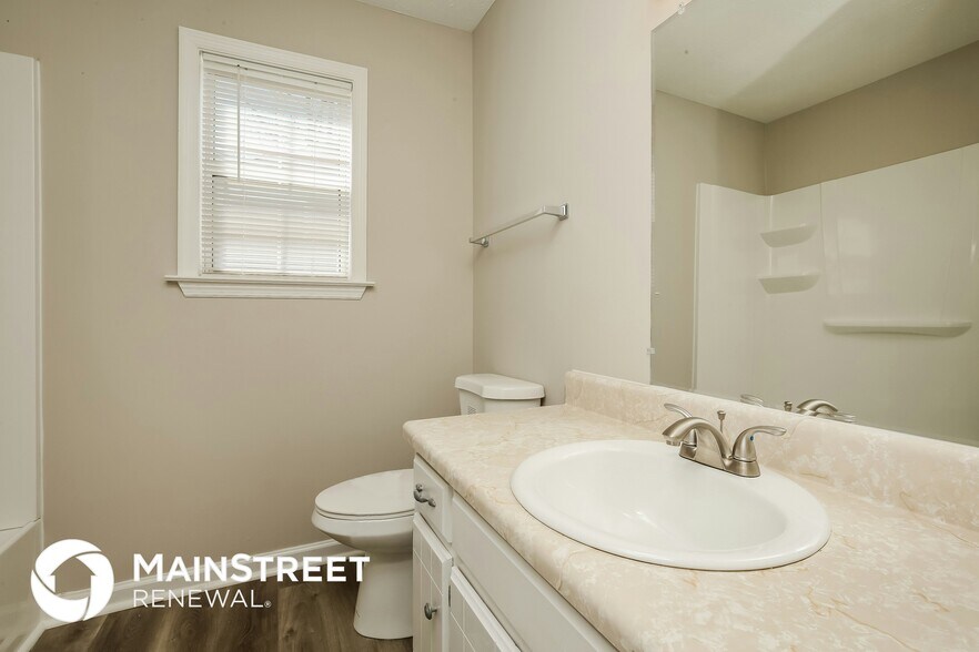 Building Photo - 808 Albin Ct