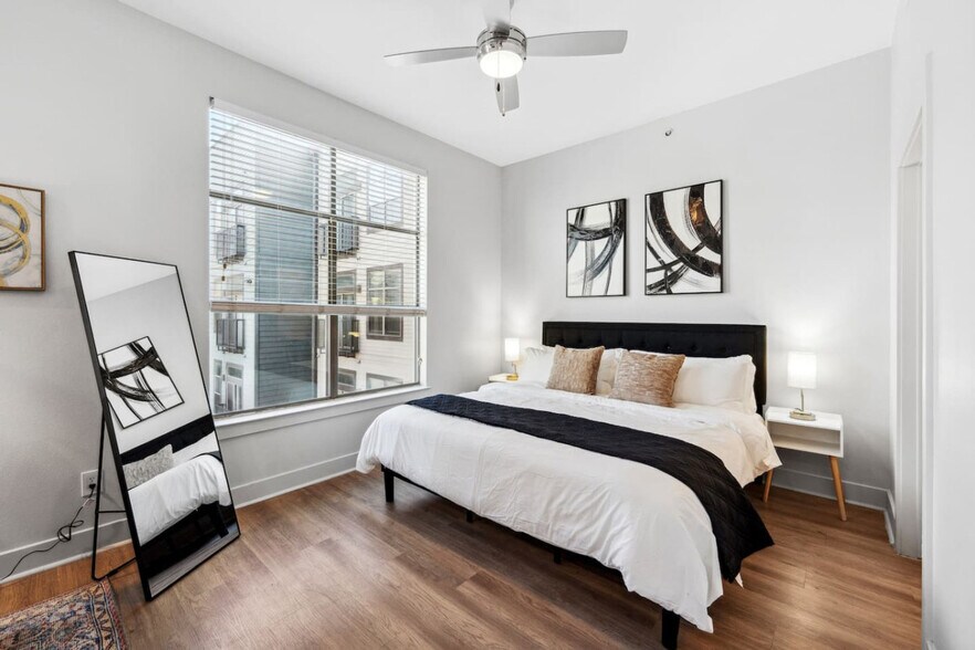 Building Photo - 2901 Indiana St