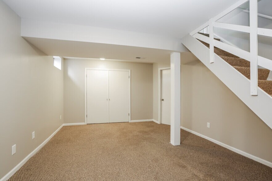 Building Photo - 5369 Shotgun Dr